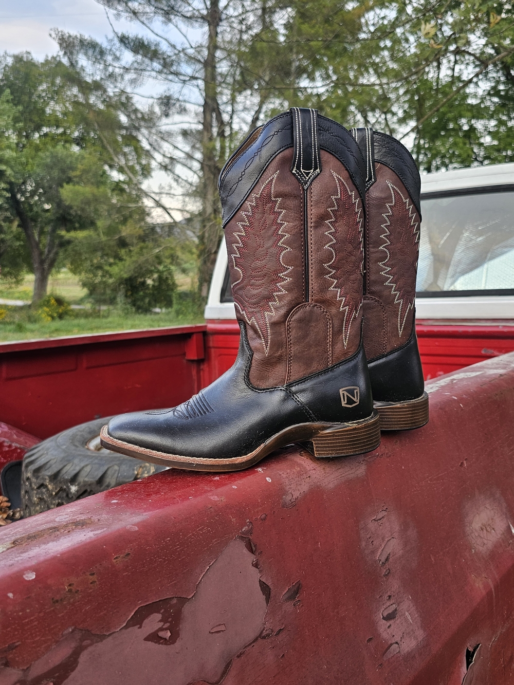 Noble Outfitters Black & Brown Western Cowboy Boots with Embroidered Shaft